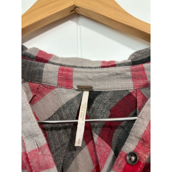Women's Free People Plaid Button-Down Top Size S Gray and Red - Picture 2 of 4